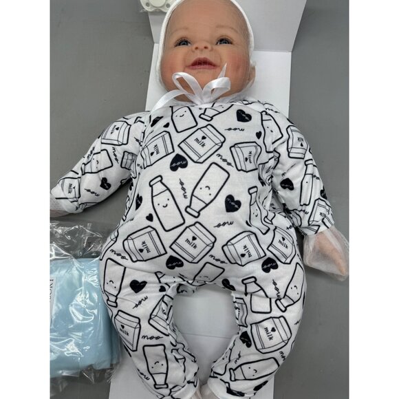 paradise galleries baby doll Realistic Reborn 19" Set blanket pacifier NEW READ - Picture 6 of 7